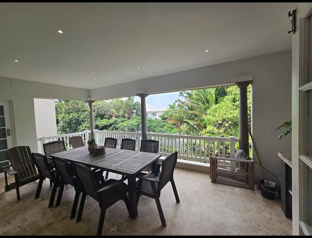 3 BEDROOM APARTMENT TO LET IN BALLITO CENTRAL